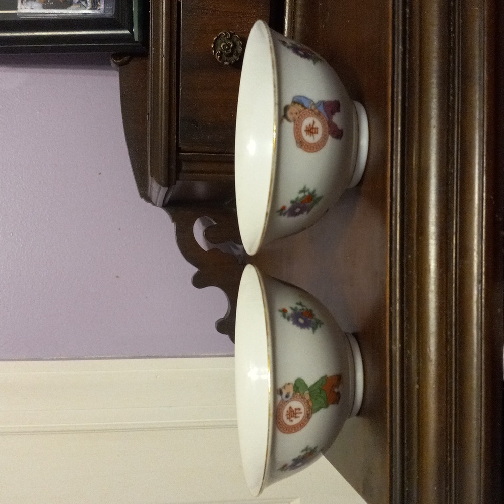 Two vintage Chinese rice bowls